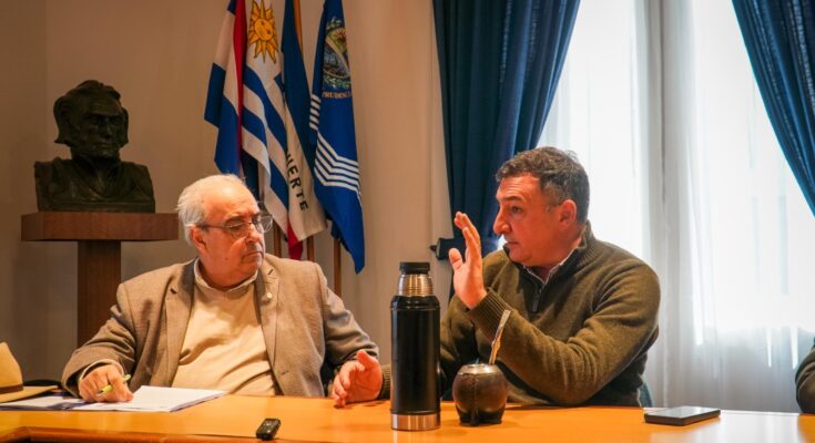 Albisu recibió al ministro Fratti en Salto, y se anunciaron medidas de apoyo al sector productivo Albisu recibió al ministro Fratti en Salto, y se anunciaron medidas de apoyo al sector productivo