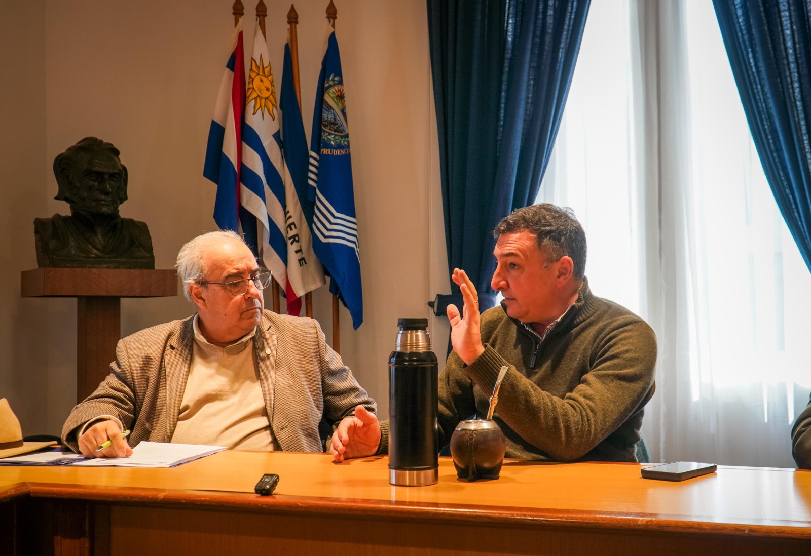 Albisu recibió al ministro Fratti en Salto, y se anunciaron medidas de apoyo al sector productivo