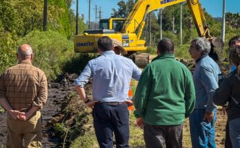 Albisu estuvo en barrio La Chinita, donde comenzaron los trabajos de mejora de calles y canalización
