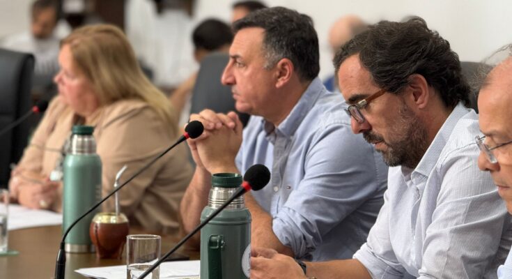 Albisu participó en la 7ª Plenaria del Congreso de Intendentes y resaltó avances para Salto