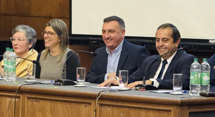 Albisu participó de la apertura del XLII Congreso Nacional de Ediles en Salto