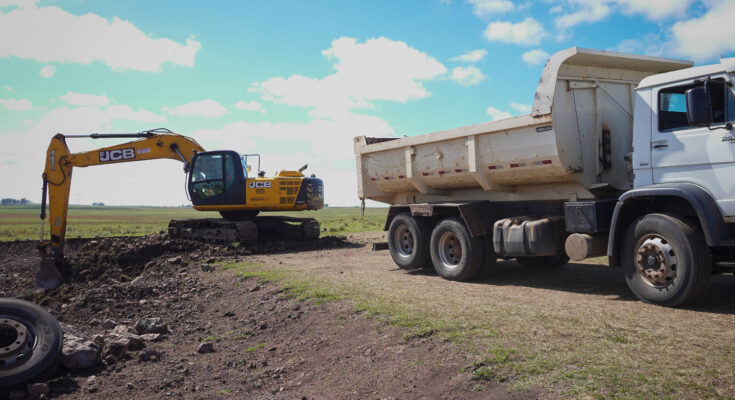 Rehabilitación vial en el interior del departamento