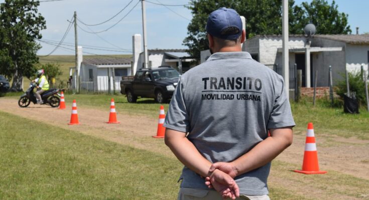 Gobierno de Salto realizó jornada de expedición de libretas de conducir en Cerros de Vera