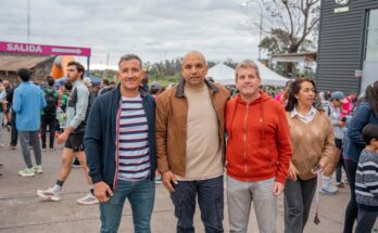 Coordinación de Deportes participó de la corre caminata por los 25 años de Salto Shopping