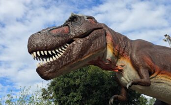 Dino Aventura llega al Parque Harriague con dinosaurios a escala real y una experiencia para toda la familia