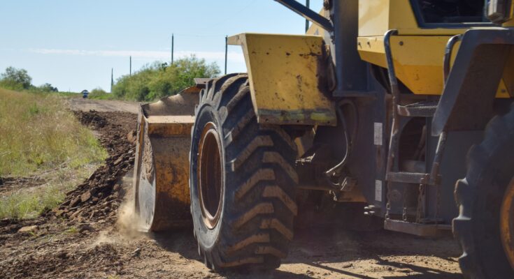 Trabajo coordinado mejora la caminería rural en distintas zonas del departamento