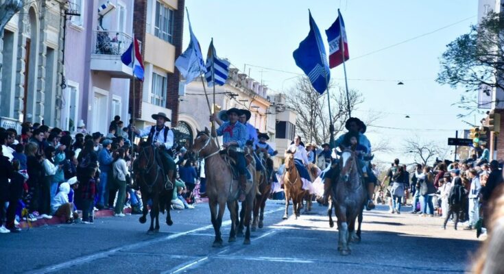 Habrá cortes de tránsito por el desfile cívico-militar del 25 de Agosto