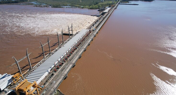 El río Uruguay alcanzó su nivel máximo y comenzará a descender hacia el fin de semana El río Uruguay alcanzó su nivel máximo y comenzará a descender hacia el fin de semana