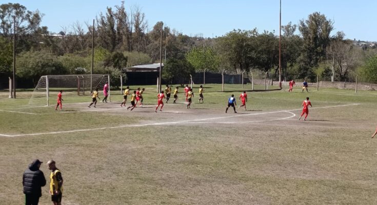 Este miércoles vuelve el fútbol de la Divisional Primera C Este miércoles vuelve el fútbol de la Divisional Primera C