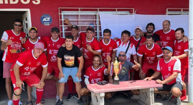 Resultados y posiciones de la Liga de Fútbol Súper Senior