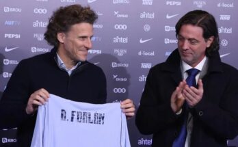 “Hay camisetas que nunca se dejan de vestir”: la emotiva presentación de AUF a Forlán