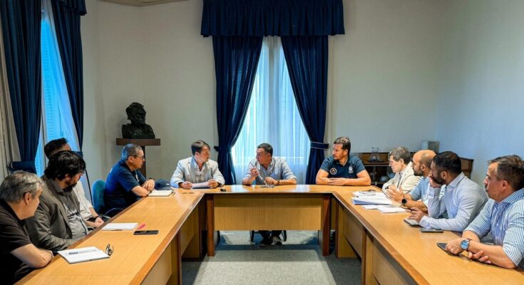 Reunión de trabajo para fortalecer la gestión del riesgo hídrico
