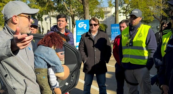 Mayo Amarillo: jornada sobre sistemas de retención infantil promovió la seguridad vial en Salto Mayo Amarillo: jornada sobre sistemas de retención infantil promovió la seguridad vial en Salto