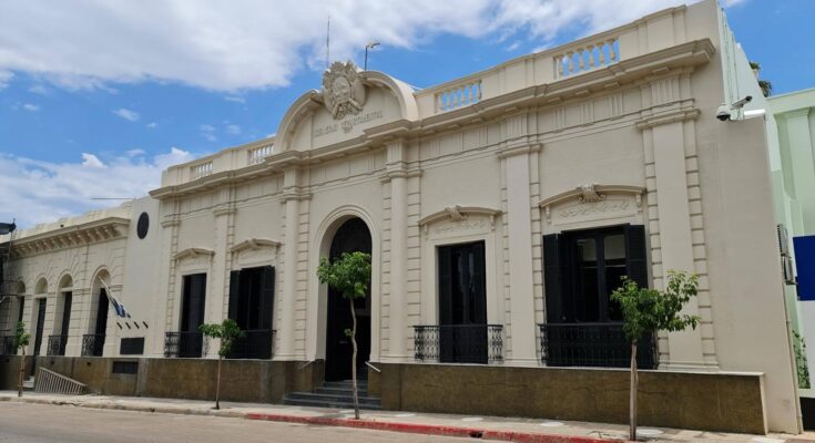 El Gobierno de Salto informa que Vera Facchín y Eduardo Sanguinetti finalizarán sus funciones el 31 de octubre