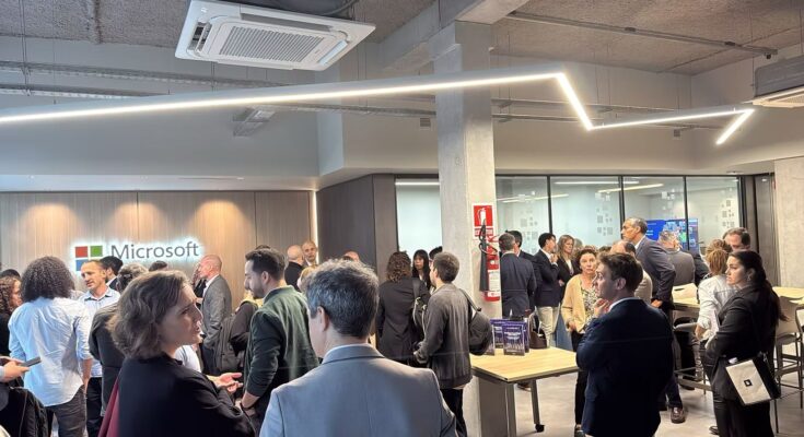 Salto se proyecta en inteligencia artificial tras participación en lanzamiento de AI for Good en Montevideo