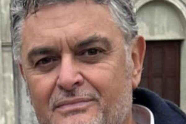 Edil Enzo Squillace propone en la Junta Departamental un circuito accesible en calle Uruguay