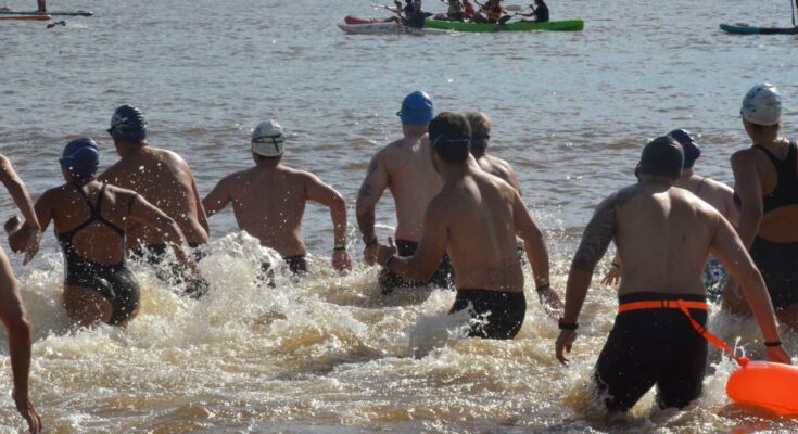 Salto fue sede de la 5ª fecha del Circuito Internacional de Triatlón + Acuatlón Jeep