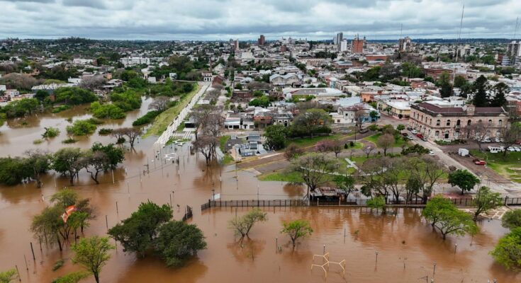 Más de 100 personas desplazadas por la creciente del río Uruguay