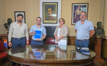 Gobierno de Salto entregó a la Junta Departamental el Presupuesto Quinquenal 2026–2030