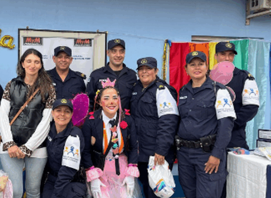Jefatura de Policía de Salto celebro el Día de la Niñez Jefatura de Policía de Salto celebro el Día de la Niñez