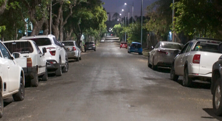 El Gobierno de Salto firmó contrato para modernizar la iluminación de más de 2.100 cuadras El Gobierno de Salto firmó contrato para modernizar la iluminación de más de 2.100 cuadras