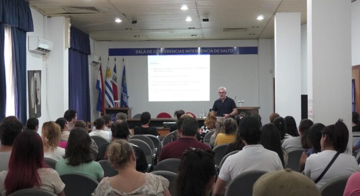 El Gobierno de Salto realizó un nuevo curso de Manipulación de Alimentos con gran participación El Gobierno de Salto realizó un nuevo curso de Manipulación de Alimentos con gran participación