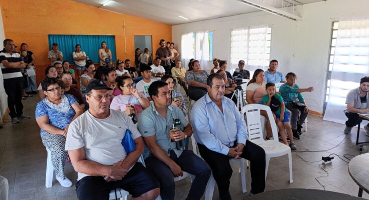 Director de Descentralización participó del sorteo de 45 viviendas de Mevir en Pueblo Belén Director de Descentralización participó del sorteo de 45 viviendas de Mevir en Pueblo Belén