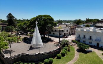 Fin de semana de celebración en Plazoleta Roosevelt: música, feria de emprendedores y encendido del Árbol de Navidad