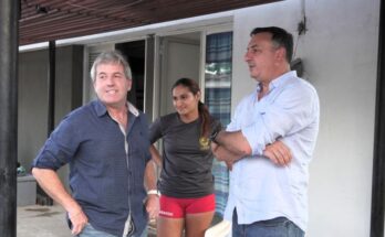 El intendente Albisu recorrió las piscinas barriales y destacó su rol social y recreativo