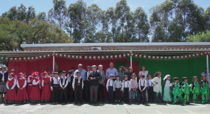 Albisu participó de la inauguración de la nueva plaza de juegos en la Escuela Rural N.º 91 “Portugal”