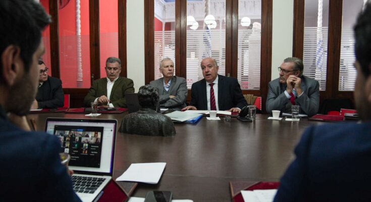 Partido Colorado respalda gestión de Germán Coutinho en ANCAP y reclama restablecer rebaja del IMESI en la frontera Partido Colorado respalda gestión de Germán Coutinho en ANCAP y reclama restablecer rebaja del IMESI en la frontera