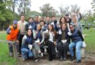 Gobierno de Salto acompaña jornada de plantación de lapachos rosados en el Parque Benito Solari