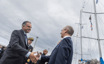Presidente Orsi encabezó la partida del velero escuela Capitán Miranda