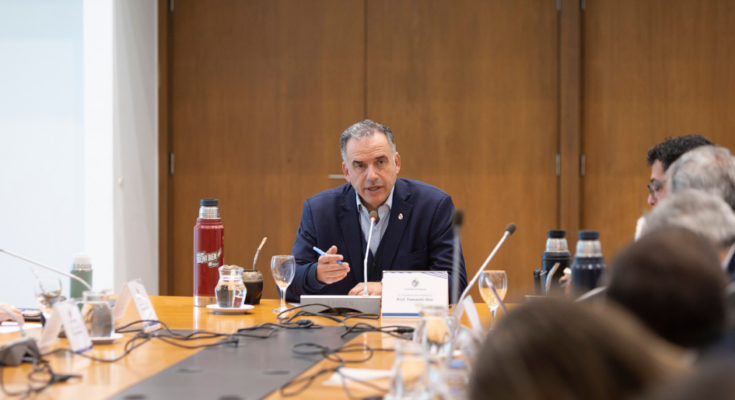 Presidente Orsi encabezó Consejo de Ministros en la Torre Ejecutiva