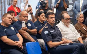 Funcionarios policiales recibirán ayuda financiera para cancelar deudas