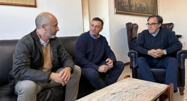 Albisu gestiona con AFE la recuperación de espacios ferroviarios para fines turísticos y culturales