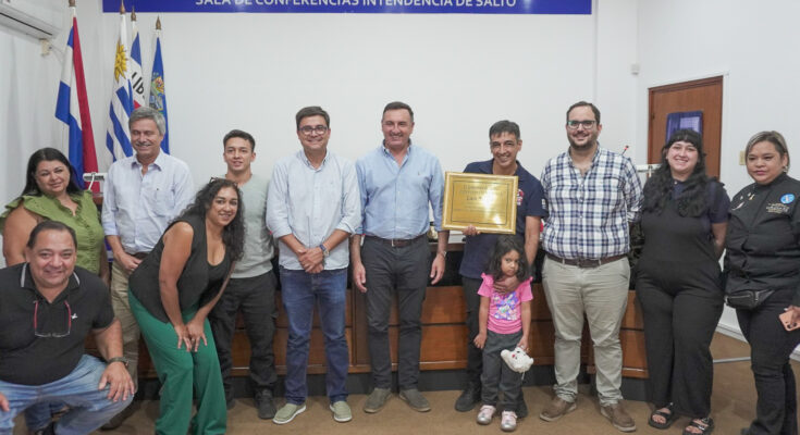 El Gobierno de Salto distinguió al maestro pizzero Luis Núñez tras su consagración internacional