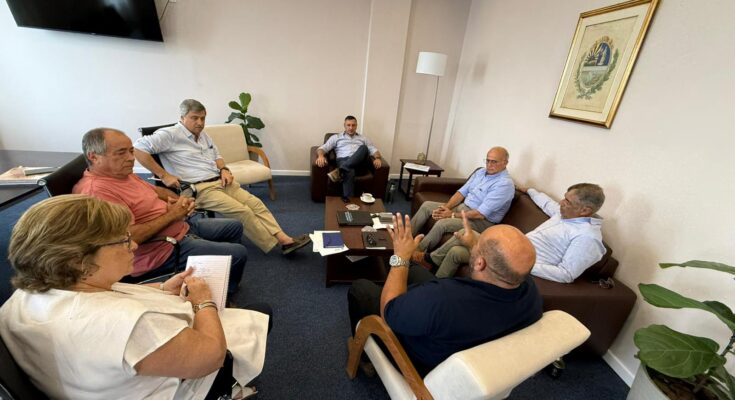 El intendente Albisu definió prioridades de trabajo en reunión con el equipo de Servicios Públicos