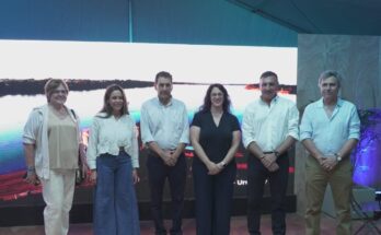 La embajadora de Israel fue recibida por el intendente Albisu en el stand de la Expo Salto 2025