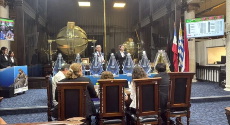 El número 12.075 se llevó el primer premio del Gordo de Fin de Año y se vendió en Montevideo