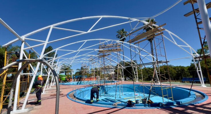 La obra del nuevo techo de las piscinas en Termas del Daymán entra en su etapa final