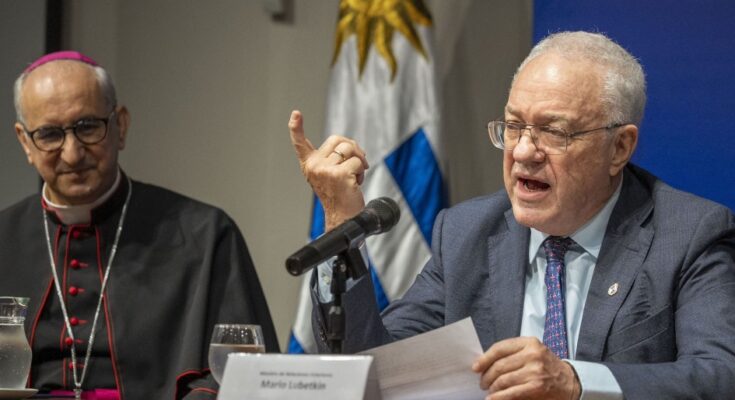 Uruguay recibirá al papa León XIV en noviembre, visita que incluirá reunión con el presidente Orsi Uruguay recibirá al papa León XIV en noviembre, visita que incluirá reunión con el presidente Orsi