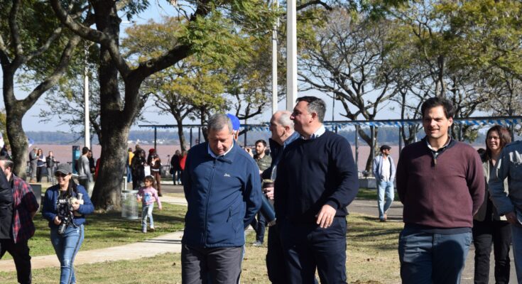 Villa Constitución celebró su 174º aniversario con la inauguración del nuevo Paseo Costero