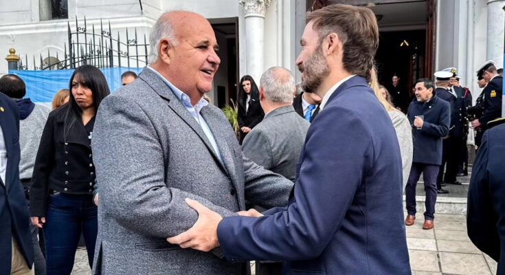 Gobierno de Salto participó de los actos por el aniversario de la Revolución de Mayo