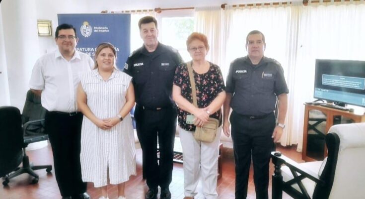 Reunión de la Comisión de Policía Comunitaria con el nuevo Jefe de Policía de Salto