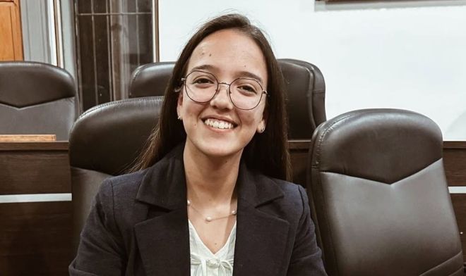 La Edil Sofía Viera presentó una exposición sobre la grave situación edilicia del Palacio Veltroni La Edil Sofía Viera presentó una exposición sobre la grave situación edilicia del Palacio Veltroni