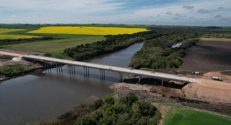 MTOP habilita nuevo bypass y puente sobre el río San Salvador en Dolores
