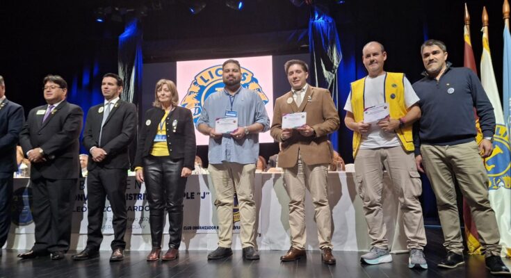 Club de Leones Salto Los Azahares recibe importante distinción a nivel nacional