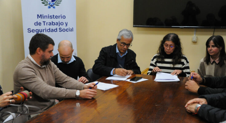 Ejecutivo alcanzó preacuerdo con COFE para modificar certificaciones médicas Ejecutivo alcanzó preacuerdo con COFE para modificar certificaciones médicas