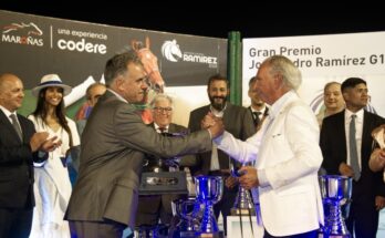 Presidente Orsi entregó galardones de la 128.ª edición del Gran Premio Ramírez